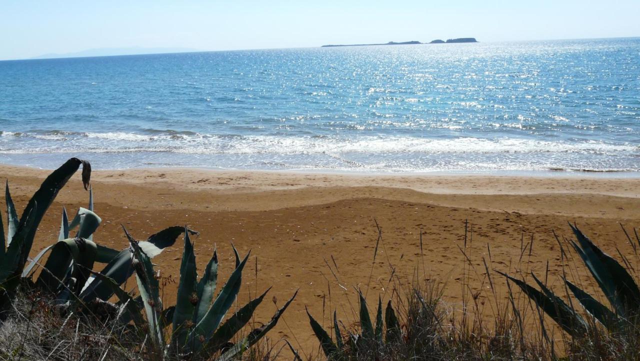 Villa Emmanouela Xi Beach Exterior photo